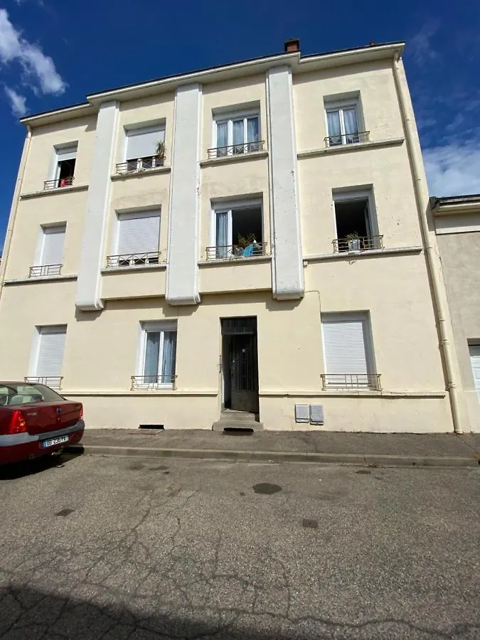 Apartment Vichy Gare - Parking - Cosy - Jardin - Labellise Clevacances 3 Etoiles