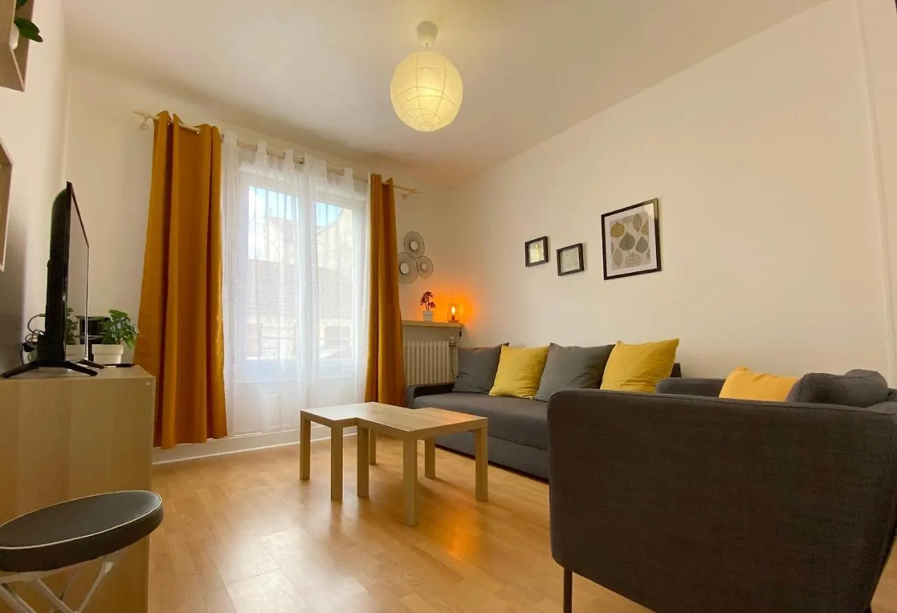 Vichy Gare - Parking - Cosy - Jardin - Labellise Clevacances 3 Etoiles France