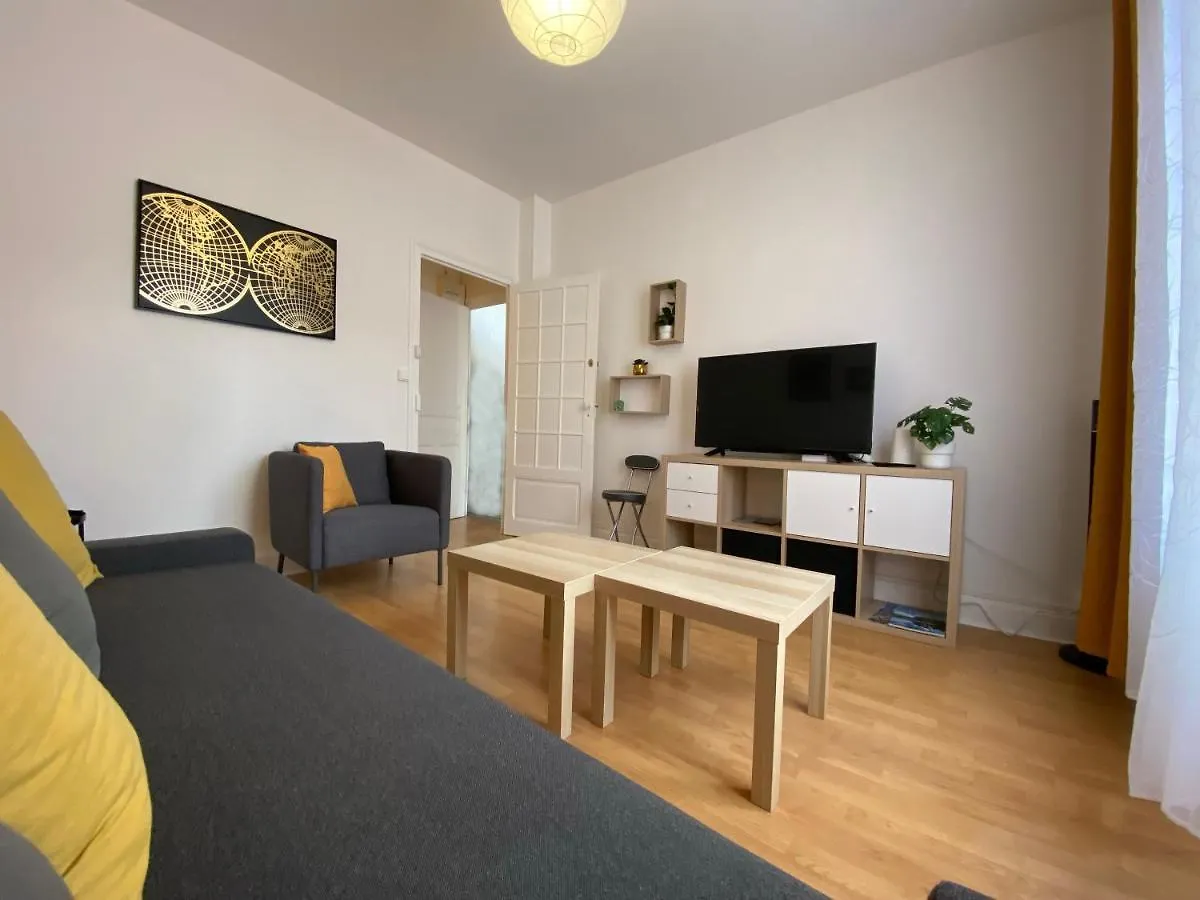 Apartment Vichy Gare - Parking - Cosy - Jardin - Labellise Clevacances 3 Etoiles France
