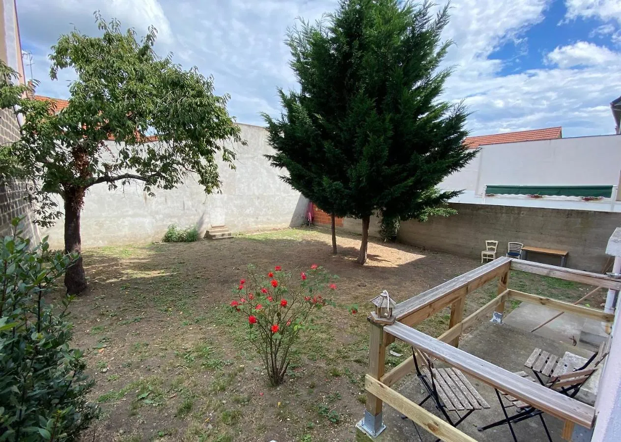 Apartment Vichy Gare - Parking - Cosy - Jardin - Labellise Clevacances 3 Etoiles