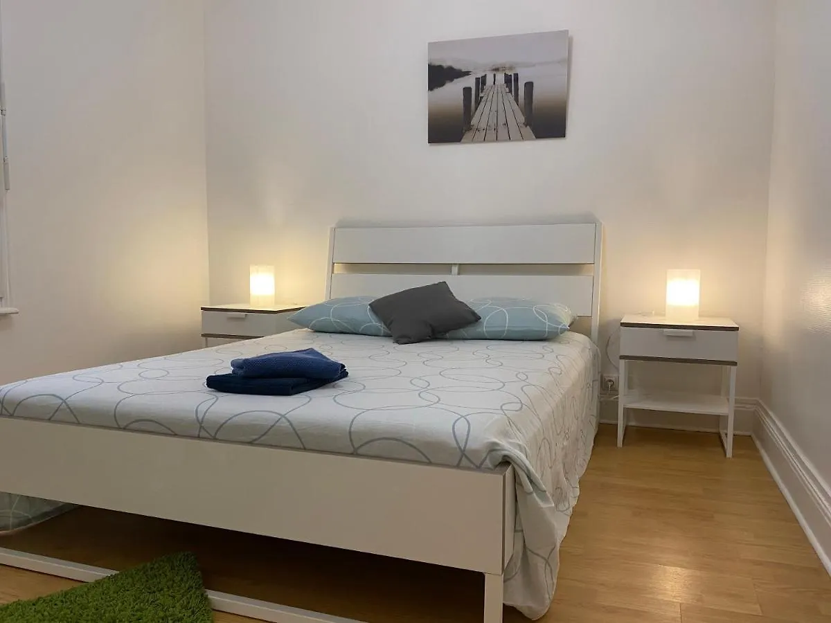 Vichy Gare - Parking - Cosy - Jardin - Labellise Clevacances 3 Etoiles 0*,
